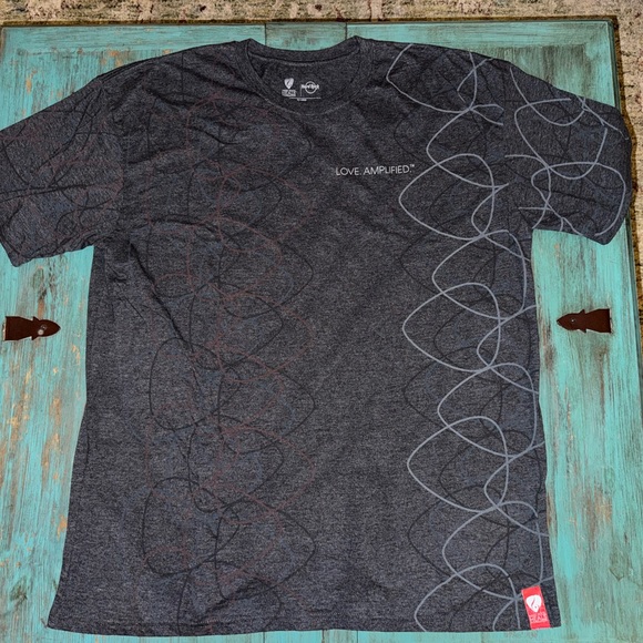 Hard Rock Cafe Other - Hard Rock Heals Foundation  Charcoal Tee with Abstract Design “Love Amplified”